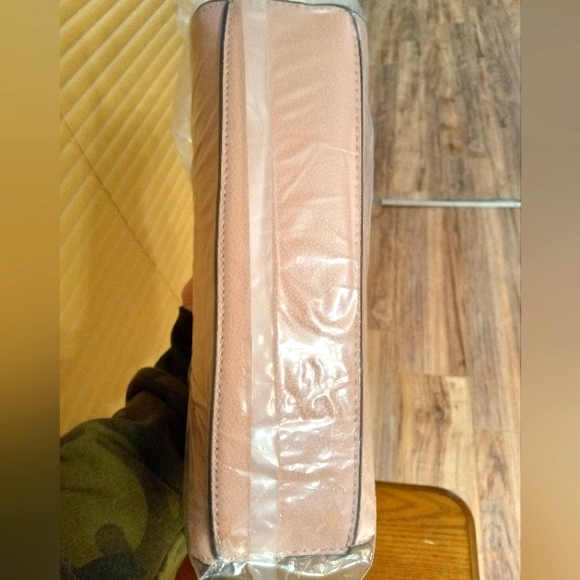 💕 3/$24, Dusty pink crossbody - Picture 3 of 4